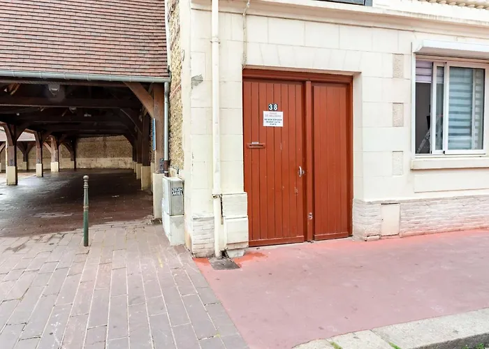 Apartment Mirabeau By Interhome Deauville