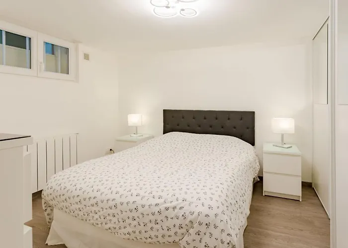 Apartment Mirabeau By Interhome *